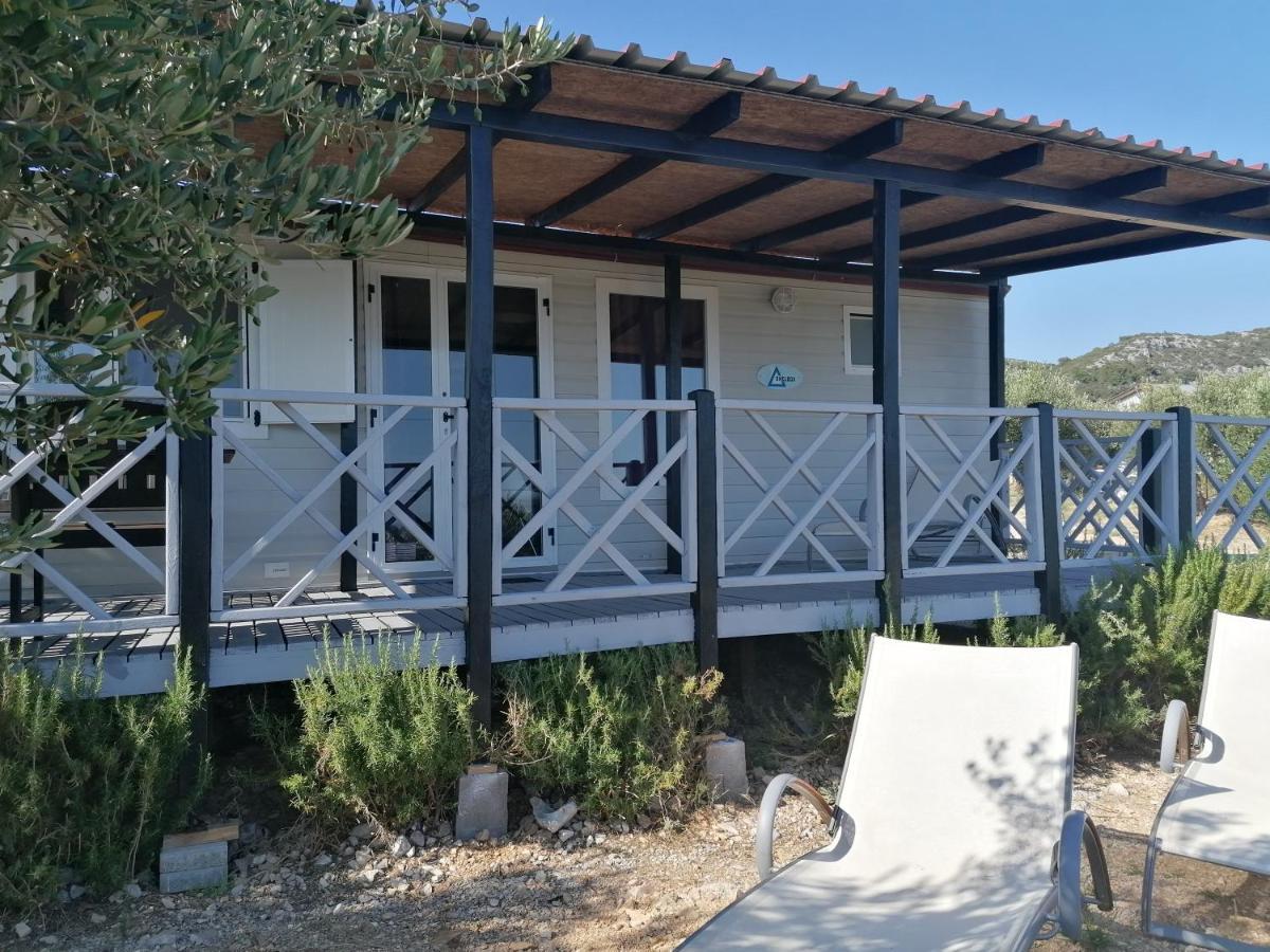 ホテル Camp Kopito フヴァル エクステリア 写真
