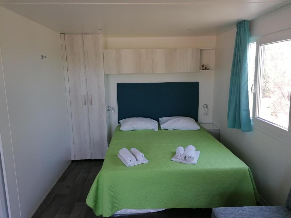 ホテル Camp Kopito フヴァル エクステリア 写真