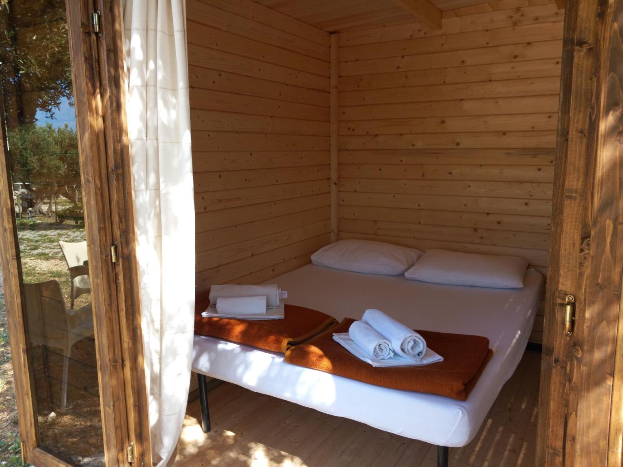 ホテル Camp Kopito フヴァル エクステリア 写真