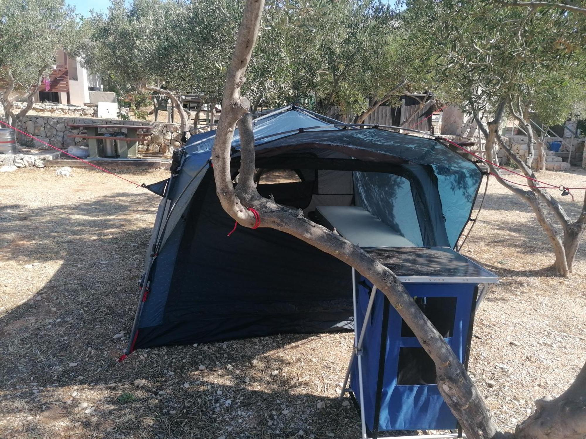 ホテル Camp Kopito フヴァル エクステリア 写真